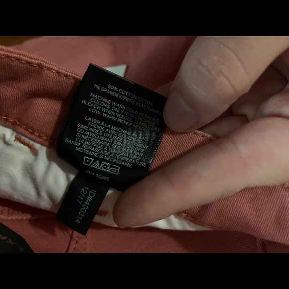 Express Shorts - Picture 3 of 3